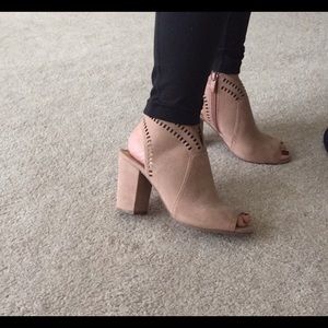 Francesca’s Suede Open toe Sandals